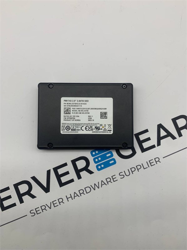 Твердотельный накопитель MZWLO3T8HCLS-01AGG  Samsung  PM1743 3.84TB 2.5” SSD PCIe 5.0x4 Gen5 NVMe U.2 MZWLO3T8HCLS-01AGG - фото 356223