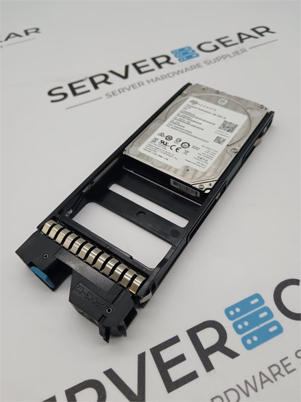 5562956-A Жесткий диск Hitachi 2.4TB 12G 10K SAS 2.5 5562956-A - фото 357778